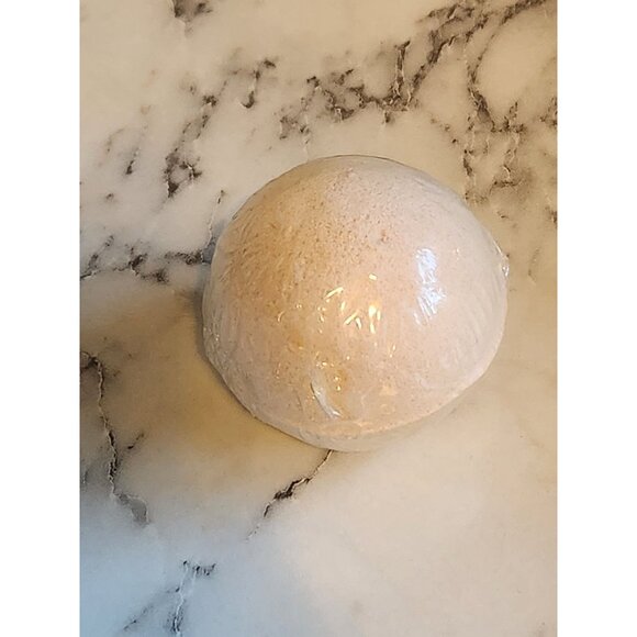 5 Piece Assorted Bath Bomb Set with Starry Cosmetic Bag Pouch - Picture 5 of 7